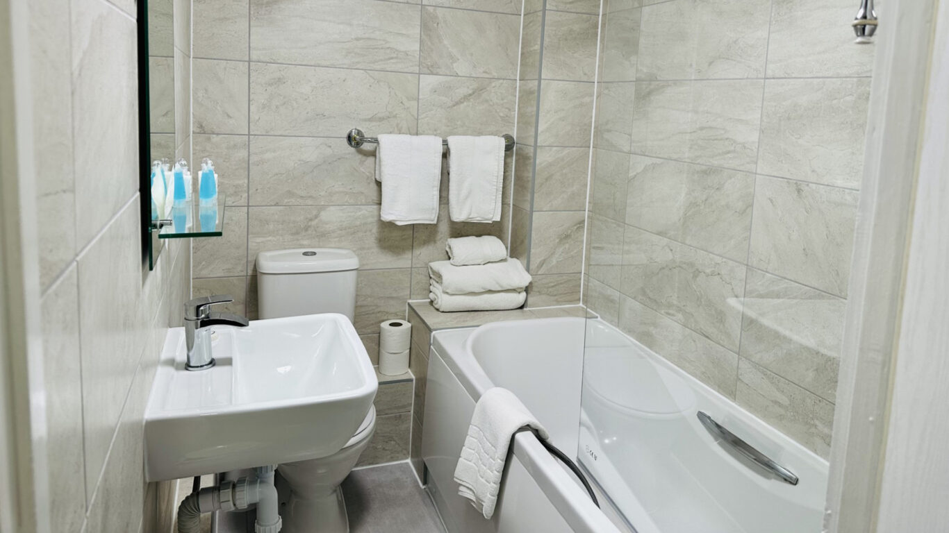 Familys-Room-Bathroom