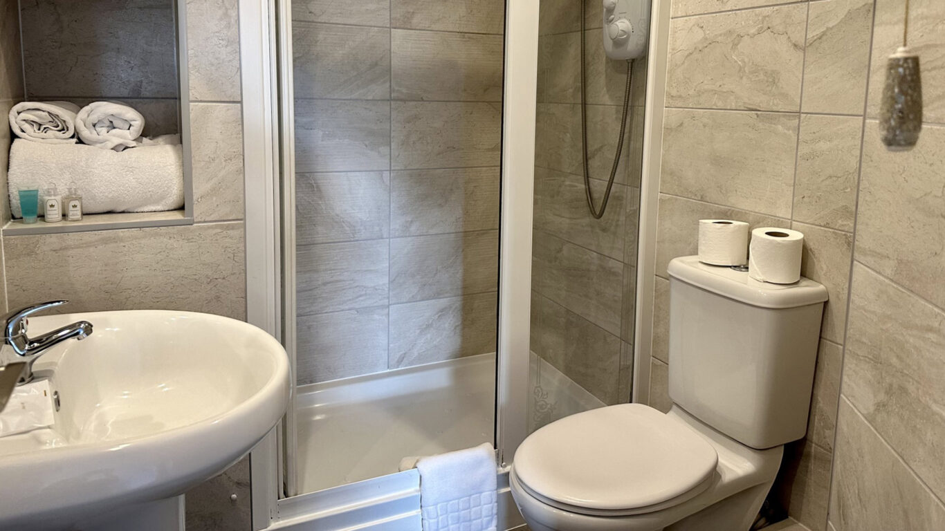 Small-Double-132-Bath